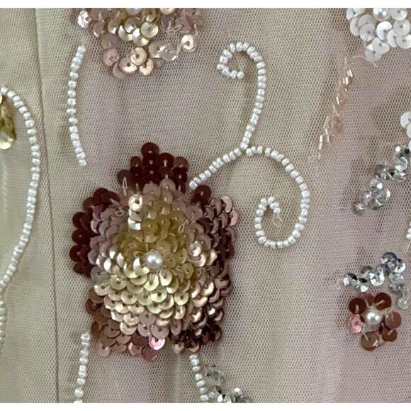 ADRIANNA PAPELL Alabaster Beaded Flutter Sleeve Dress, NWT! Size 18W - Picture 5 of 6